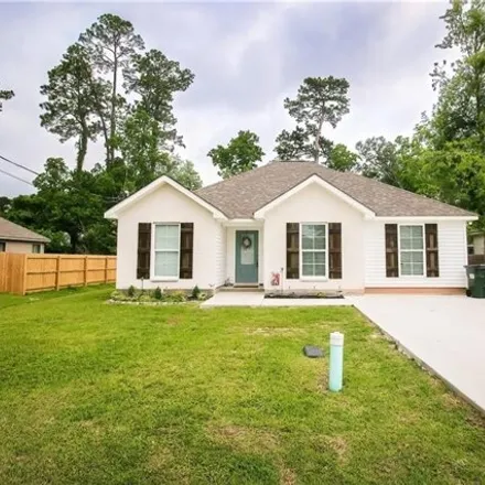 Buy this 4 bed house on 1541 Franklin Street in St. Tammany Parish, LA 70448