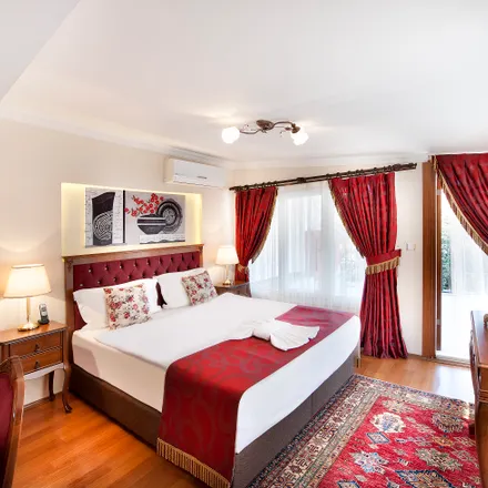 Image 2 - Sultan house hotel, Şehit Mehmetpaşa Yokuşu, 34122 Fatih, Turkey - Apartment for rent