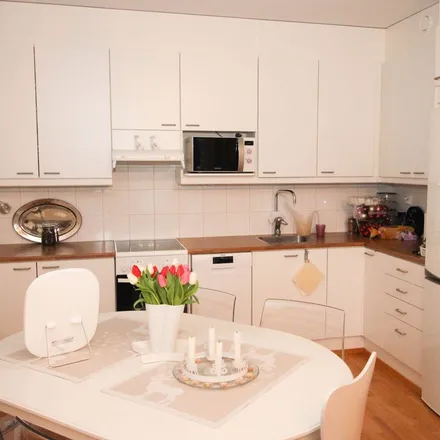 Rent this 2 bed apartment on Antoninkuja 3 in 04410 Järvenpää, Finland