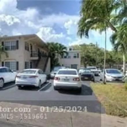 Buy this 1 bed condo on 1285 Southeast 1st Street in Fort Lauderdale, FL 33301