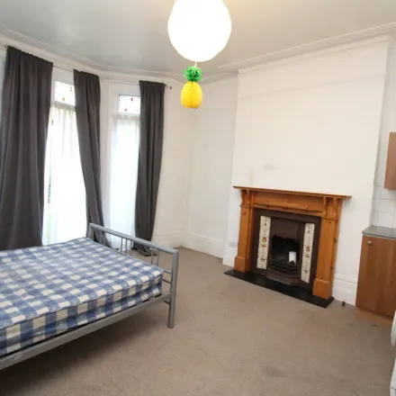 Rent this 1 bed apartment on Penerley Road in London, SE6 2LQ