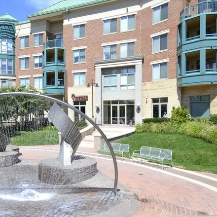Buy this 2 bed condo on 1450 Emerson Avenue in Bryn Mawr, McLean