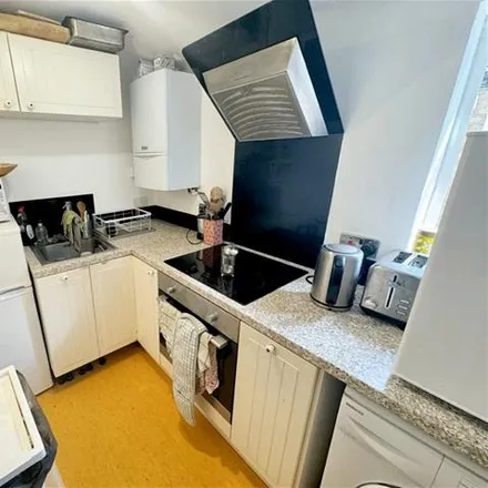 Image 7 - 268 Grange Road, London, E13 0HQ, United Kingdom - Apartment for rent