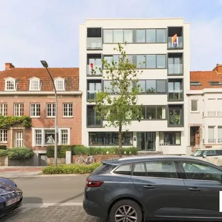 Rent this 2 bed apartment on Burgemeester Felix de Bethunelaan 23 in 8500 Kortrijk, Belgium