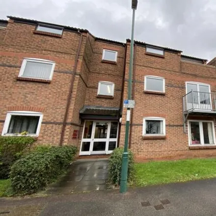 Rent this 2 bed room on 41;43;45 Tonnelier Road in Nottingham, NG7 2RW