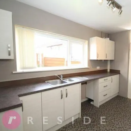 Image 3 - unnamed road, Rochdale, OL12 6NF, United Kingdom - Duplex for sale
