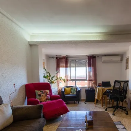 Rent this 1 bed room on Santiago Apóstol in Carrer del Doctor Olóriz, 46009 Valencia