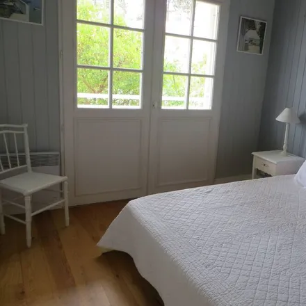 Rent this 4 bed house on Lège-Cap-Ferret in Gironde, France