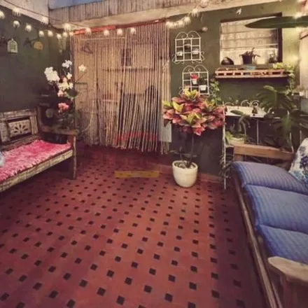 Buy this 2 bed house on Rua Doutor Nelson da Veiga in Vila Mazzei, São Paulo - SP