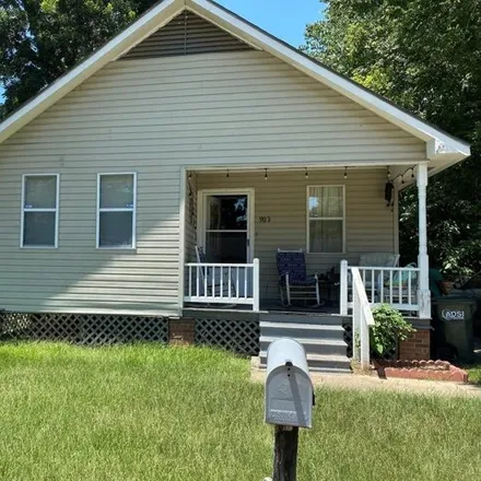 Buy this 3 bed house on 698 North Wall Street in Natchez, MS 39120