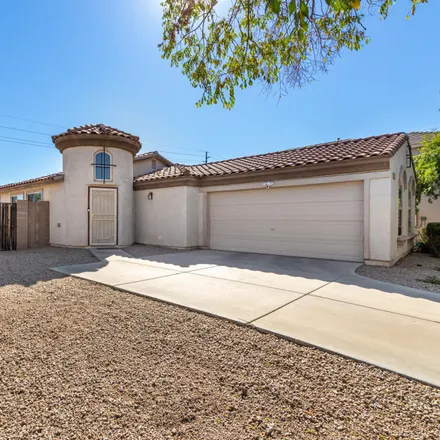 Buy this 3 bed house on 7111 North 71st Drive in Glendale, AZ 85303