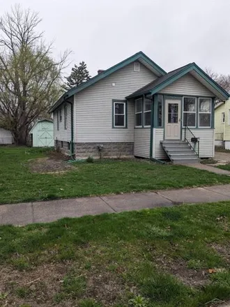 Buy this 2 bed house on 245 South Lincoln Street in Bay City, MI 48708