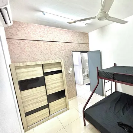 Rent this 3 bed apartment on Ipoh in Station Road, Kampung Chan Thye Lee
