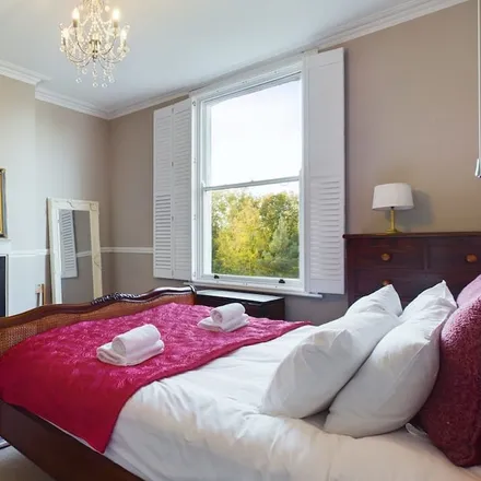 Rent this 3 bed apartment on Cheltenham in GL50 3RJ, United Kingdom