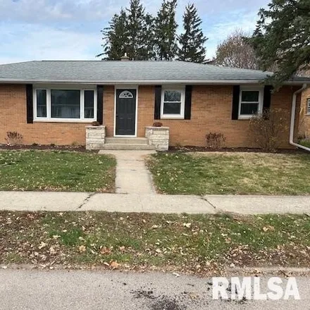 Buy this 4 bed house on 520 East High Street in Morrison, IL 61270