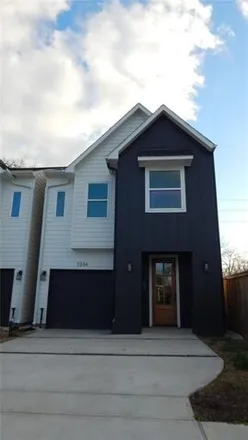 Rent this 3 bed house on 7236 Ave in Houston, Texas