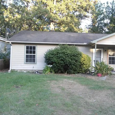 Buy this 3 bed house on 14601 Davy Crockett Row in Log Cabin, Henderson County