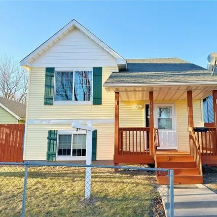 Buy this 4 bed house on 1231 East 6th Street in Saint Paul, MN 55106