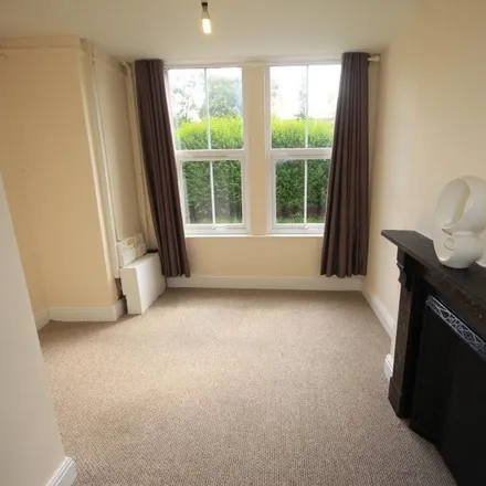 Image 7 - Henry Street, Stafford, ST16 3GS, United Kingdom - Apartment for rent