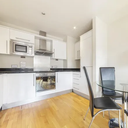 Image 2 - Garton Jones, 49 Marsham Street, Westminster, London, SW1P 3DP, United Kingdom - Apartment for rent