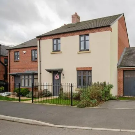 Buy this 3 bed house on West Coast Lane in Rugby, CV21 4PR