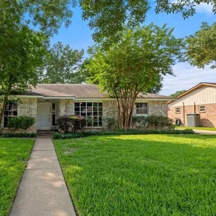 Buy this 3 bed house on 13571 Brook Hollow Drive in Sugar Land, TX 77498