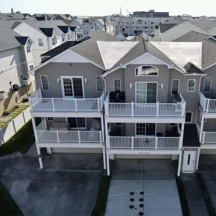 Buy this 3 bed condo on 440 East 22nd Avenue in North Wildwood, Cape May County