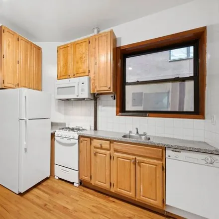 Rent this 4 bed house on St. Anthony's School in MacDougal Street, New York