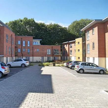 Rent this 1 bed apartment on Redwood Place in Sevenoaks, TN13 2BE