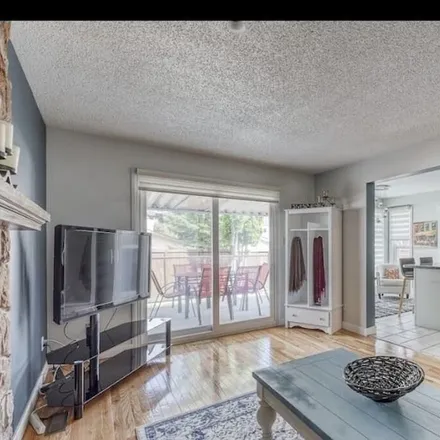 Image 7 - Woodbine, Calgary, AB T2W 3V8, Canada - House for rent