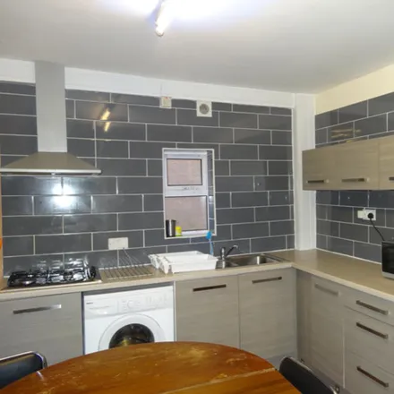 Rent this 5 bed house on Walmsley Road in Leeds, LS6 1NG