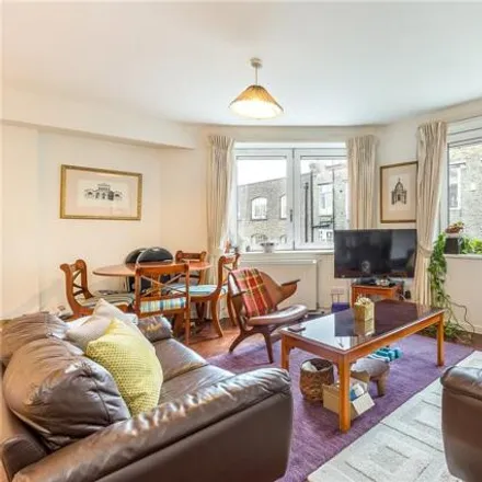Rent this 2 bed room on 20 Lamb's Conduit Street in London, WC1N 3LE
