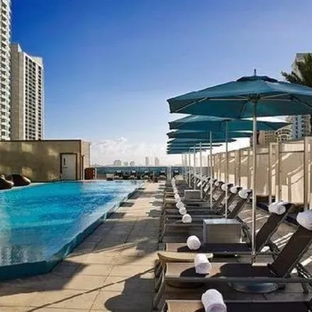 Image 2 - Epic Residences & Hotel, 300 Southeast 4th Street, Miami, FL 33131, USA - Apartment for rent