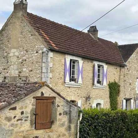 Buy this 3 bed house on 28 Avenue Armand Lanoux in 66750 Saint-Cyprien, France