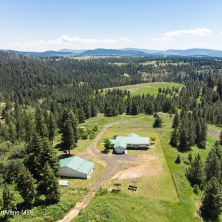 Buy this 3 bed house on 4899 East Lamb Road in Kootenai County, ID 83833