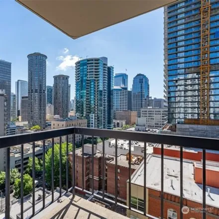 Image 7 - Royal Crest Condominium, 2100 3rd Avenue, Seattle, WA 98121, USA - Condo for sale