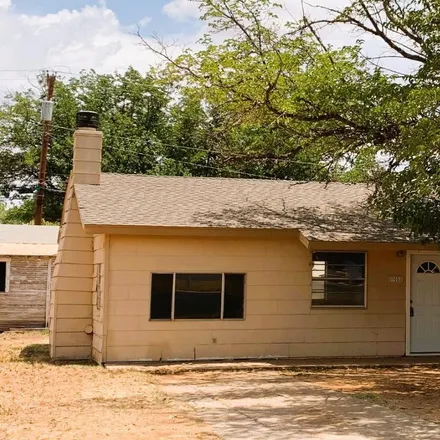 Buy this 3 bed house on 908 South Cedar Street in Brownfield, TX 79316
