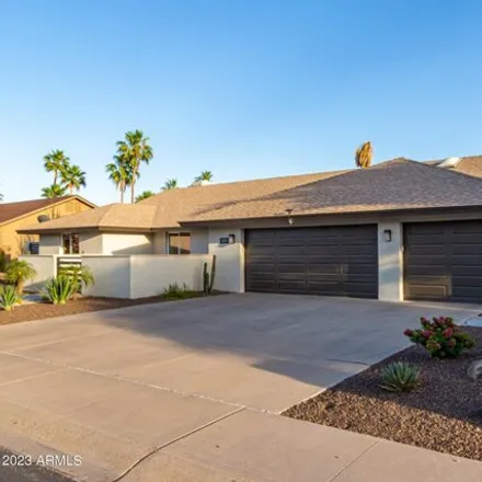 Rent this 4 bed house on 5009 East Le Marche Avenue in Scottsdale, AZ 85254