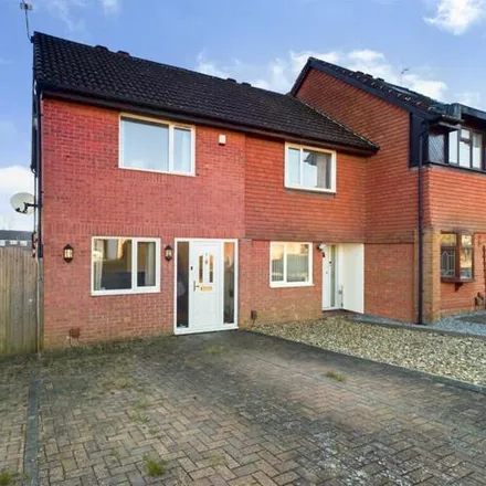 Buy this 1 bed house on Middleton Way in Rusper, RH11 0UD