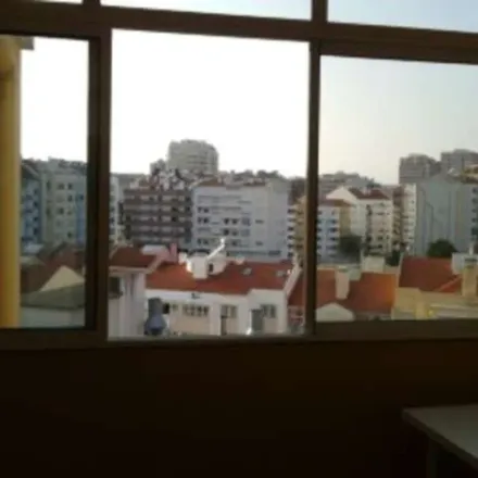 Image 3 - Melly Cabeleireiros, Calçada de Palma de Baixo 3, 1600-175 Lisbon, Portugal - Apartment for rent
