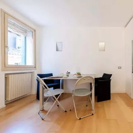 Rent this 1 bed apartment on al Pellegrino in Calle al Ponte de Sant'Antonio, 30122 Venice VE