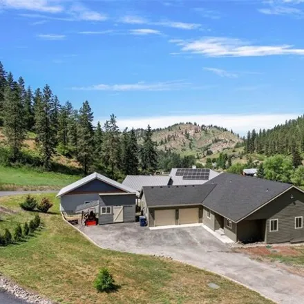 Buy this 4 bed house on 255 Corrigan Road in Cashmere, Chelan County