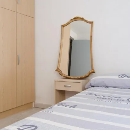 Image 3 - Carrer de l'Arquitecte Arnau, 20, 46020 Valencia, Spain - Room for rent