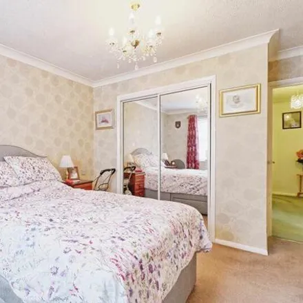 Image 8 - Havencourt Retirement Home, 1-21, 100-123, 200-219 Victoria Road, Chelmsford, CM1 1EA, United Kingdom - Apartment for sale