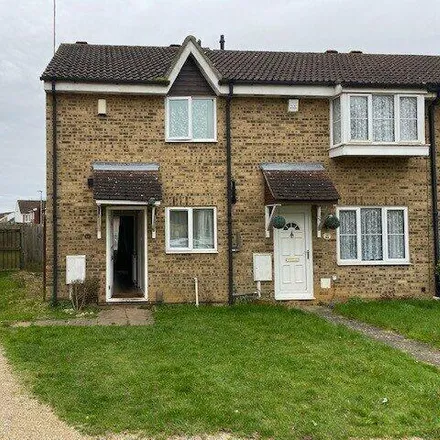 Buy this 3 bed house on Dore Close in Northampton, NN3 8NJ