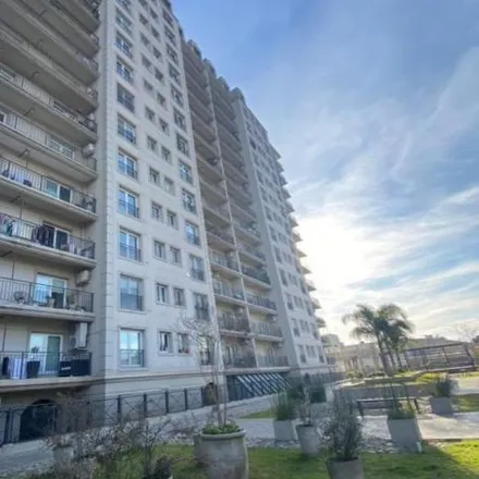 Buy this 3 bed apartment on Sarmiento 364 in Quilmes Este, Quilmes