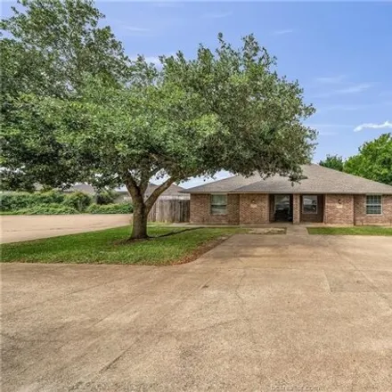 Buy this studio house on 3600 Glenna Court in College Station, TX 77845