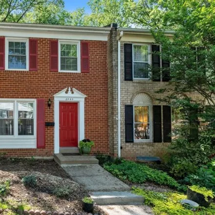 Buy this 4 bed townhouse on 2338 Horseferry Court in Reston, VA 20191