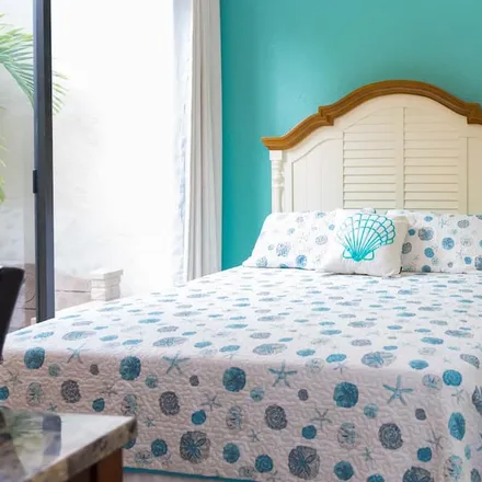 Rent this 2 bed condo on Freeport in Queen's Highway, City of Freeport