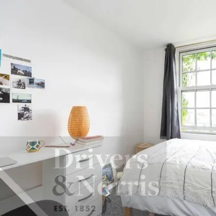 Rent this 4 bed room on Constable House in Adelaide Road, Primrose Hill